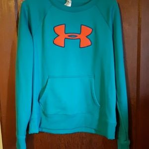 Under Armour  sweatshirt